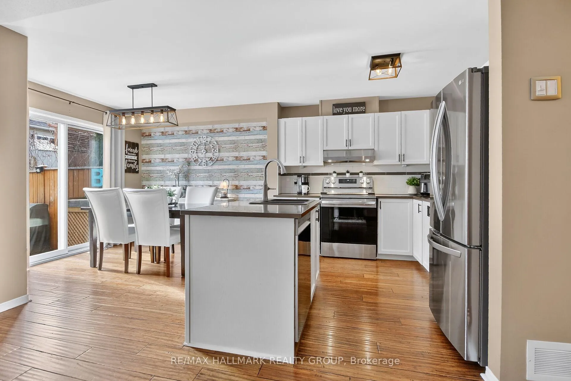 Photo 23 of 54 Charleston Street, Ottawa, Barrhaven - Strandherd — HOMEH