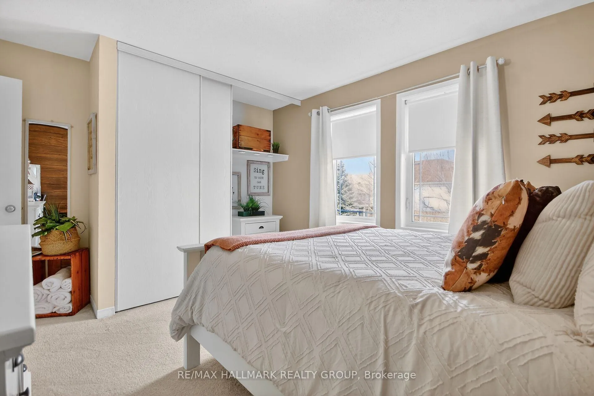 Photo 34 of 54 Charleston Street, Ottawa, Barrhaven - Strandherd — HOMEH