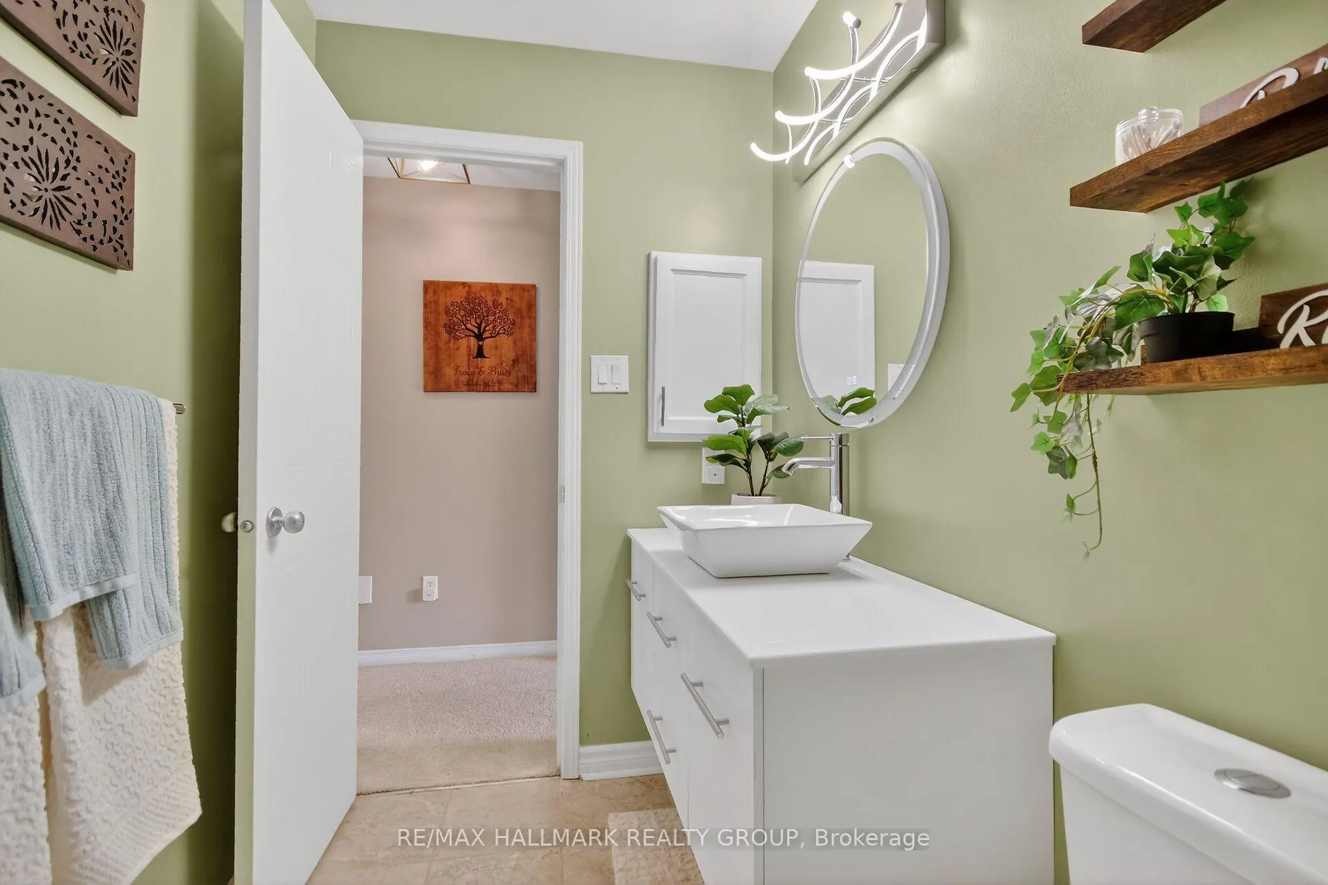 Photo 36 of 54 Charleston Street, Ottawa, Barrhaven - Strandherd — HOMEH