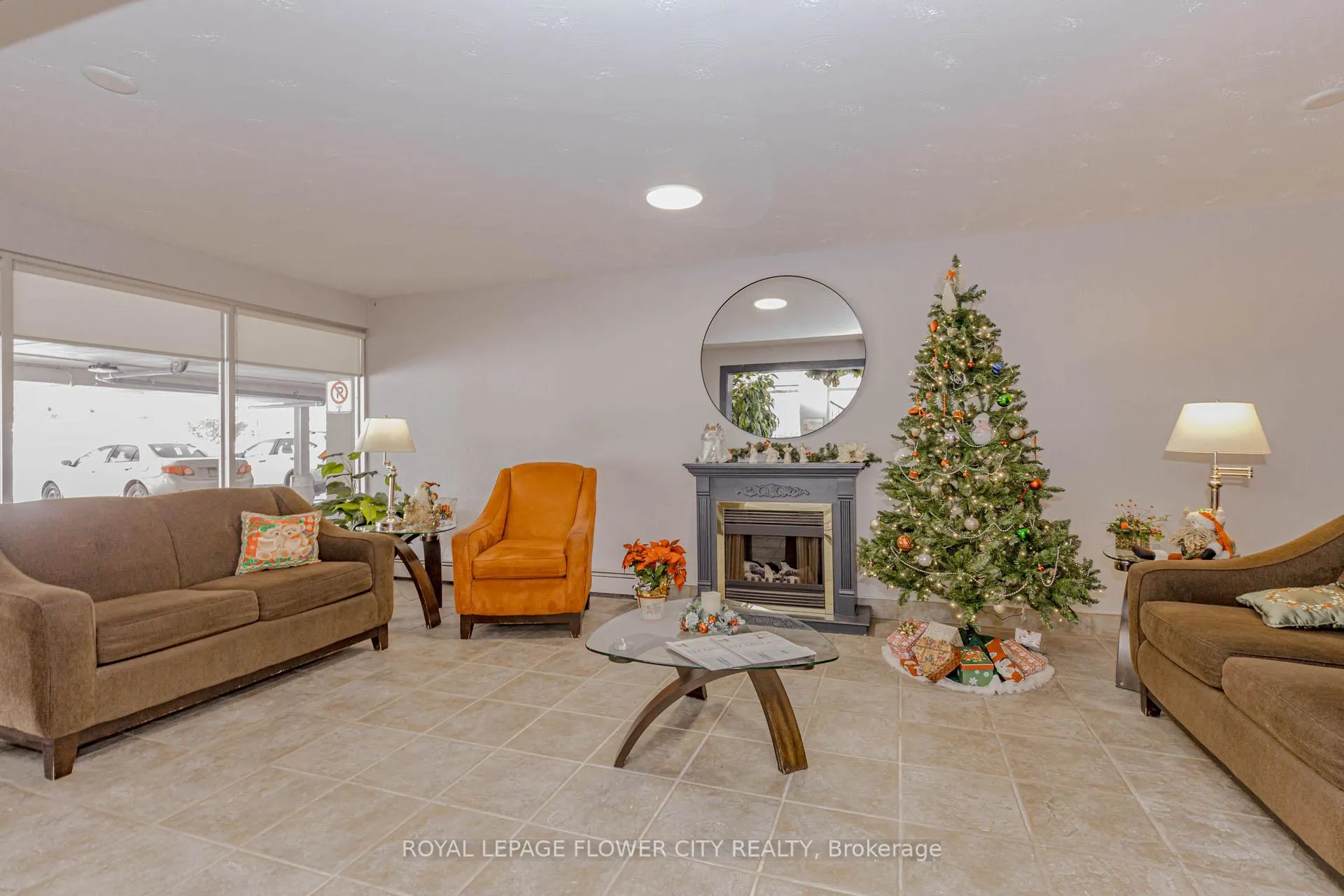 Photo 6 of Unit 106, 58 Bridgeport Road E, Waterloo — HOMEH