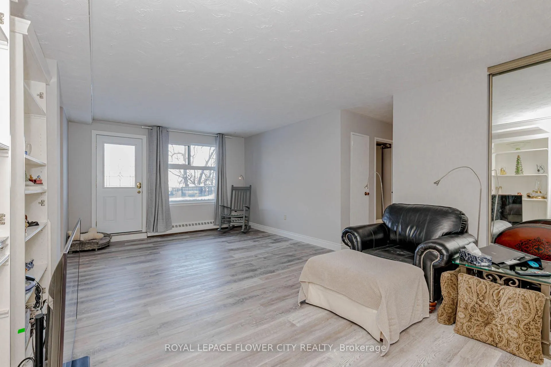 Photo 13 of Unit 106, 58 Bridgeport Road E, Waterloo — HOMEH