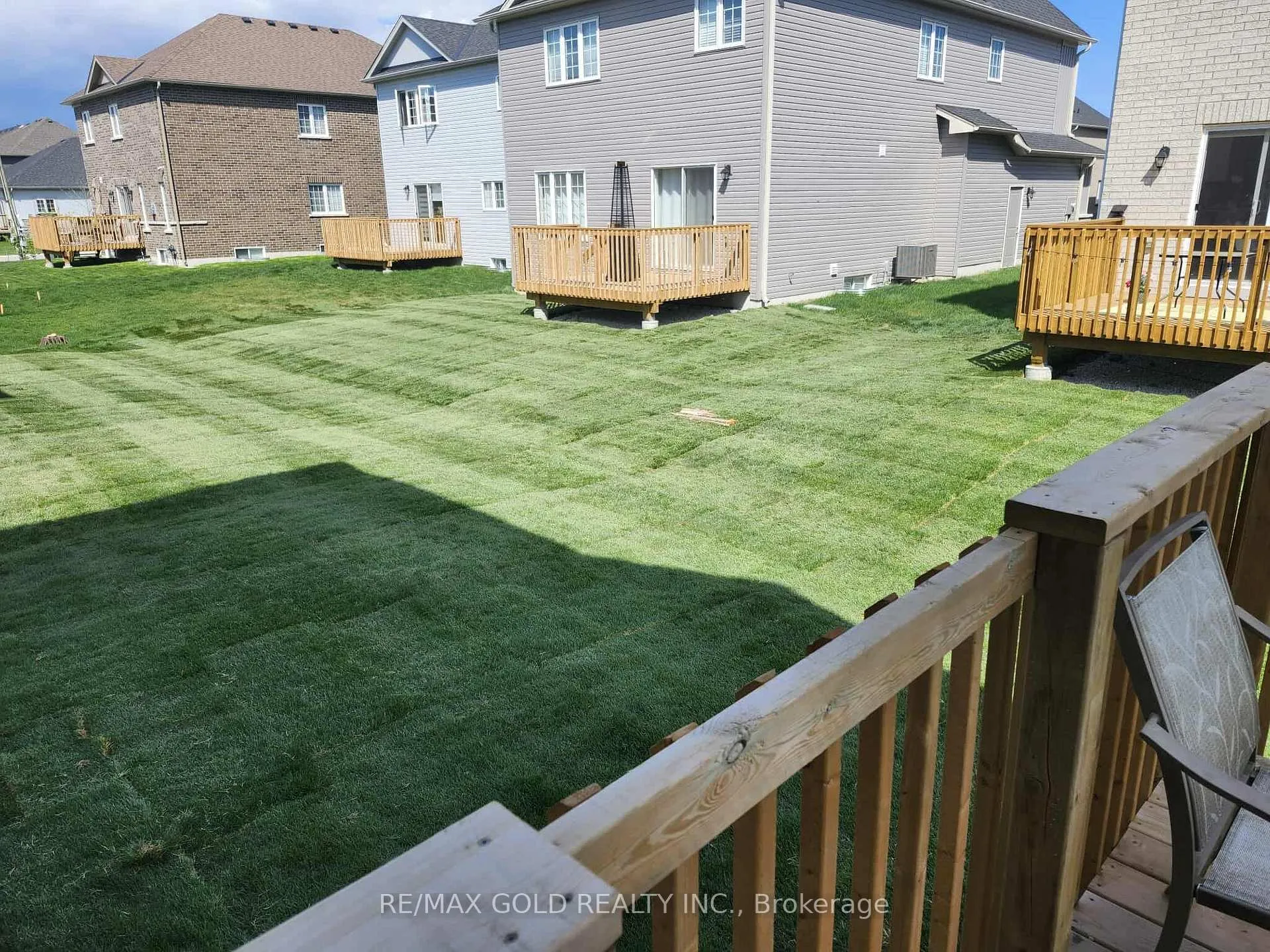 Photo 28 of 230 Mckenzie Drive N, Clearview, Stayner — HOMEH
