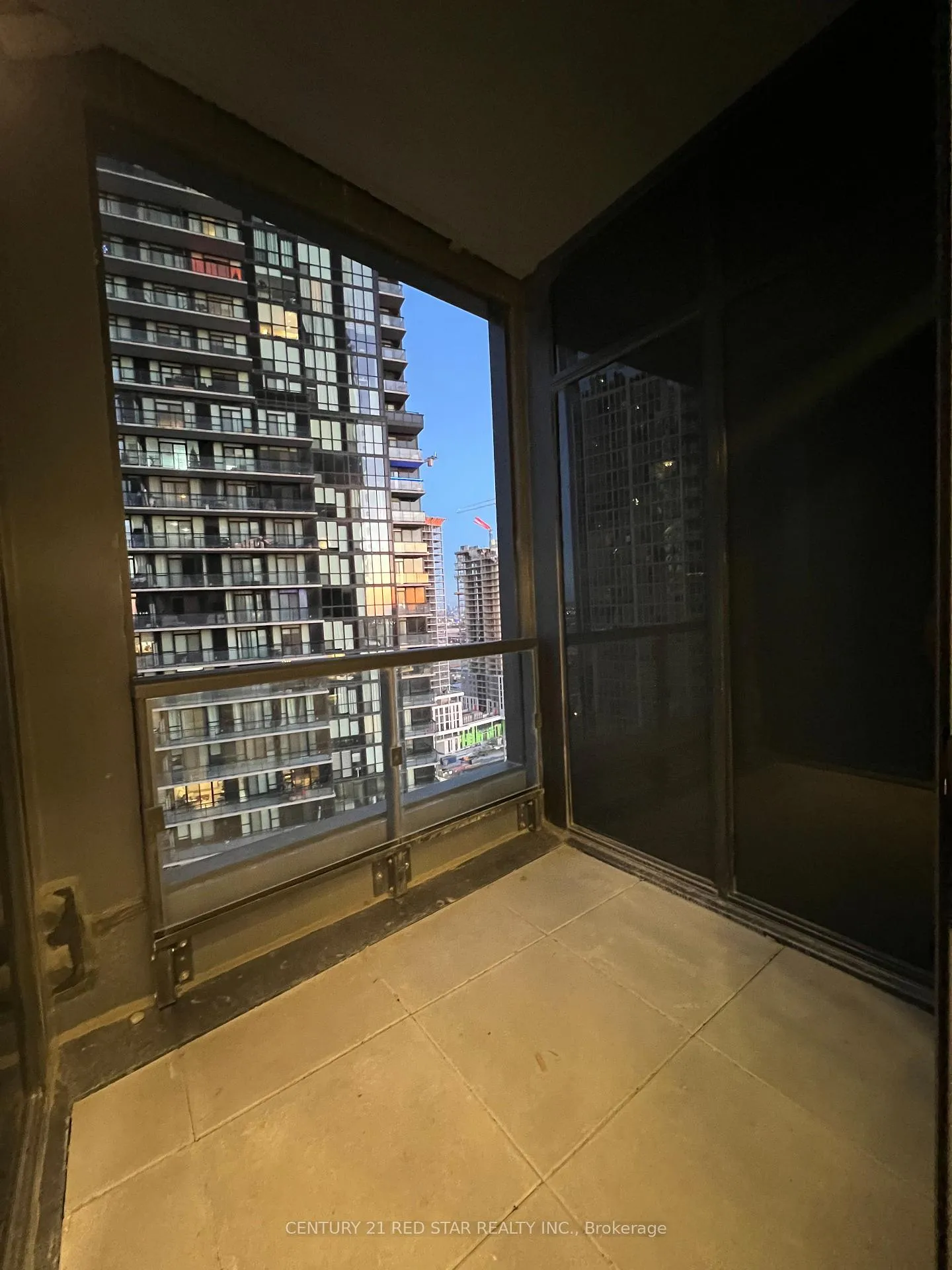 Photo 10 of Unit 2004, 2920 Highway 7, Vaughan, Vaughan Corporate Centre — HOMEH
