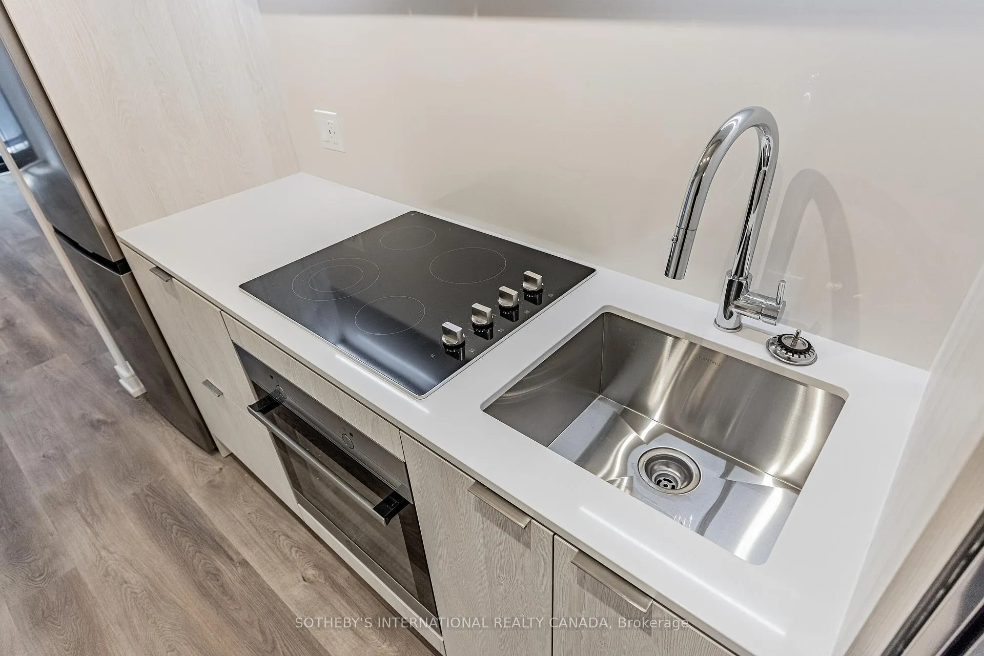 Photo 10 of Unit 516, 1 Jarvis Street, Hamilton, Beasley — HOMEH