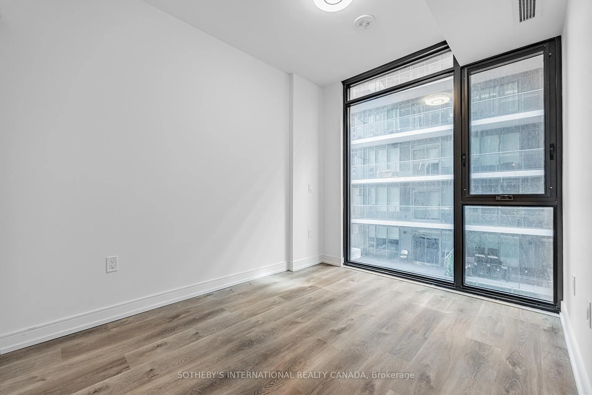 Photo 15 of Unit 516, 1 Jarvis Street, Hamilton, Beasley — HOMEH