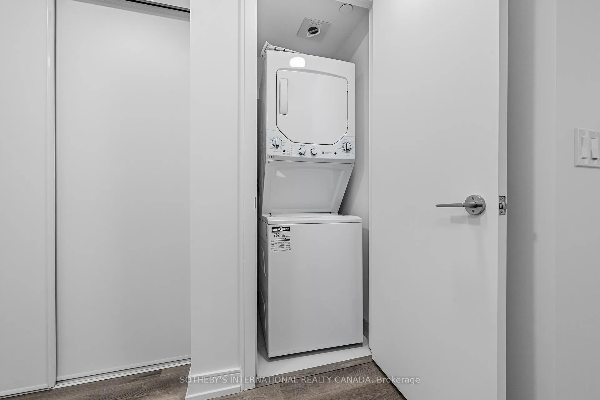 Photo 19 of Unit 516, 1 Jarvis Street, Hamilton, Beasley — HOMEH