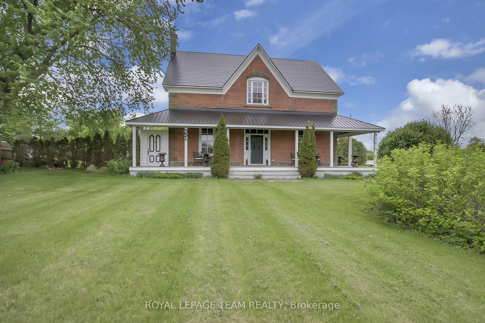 Photo 5 of 1242 Donald B. Munro Drive, Ottawa, Huntley Ward (North East) — HOMEH
