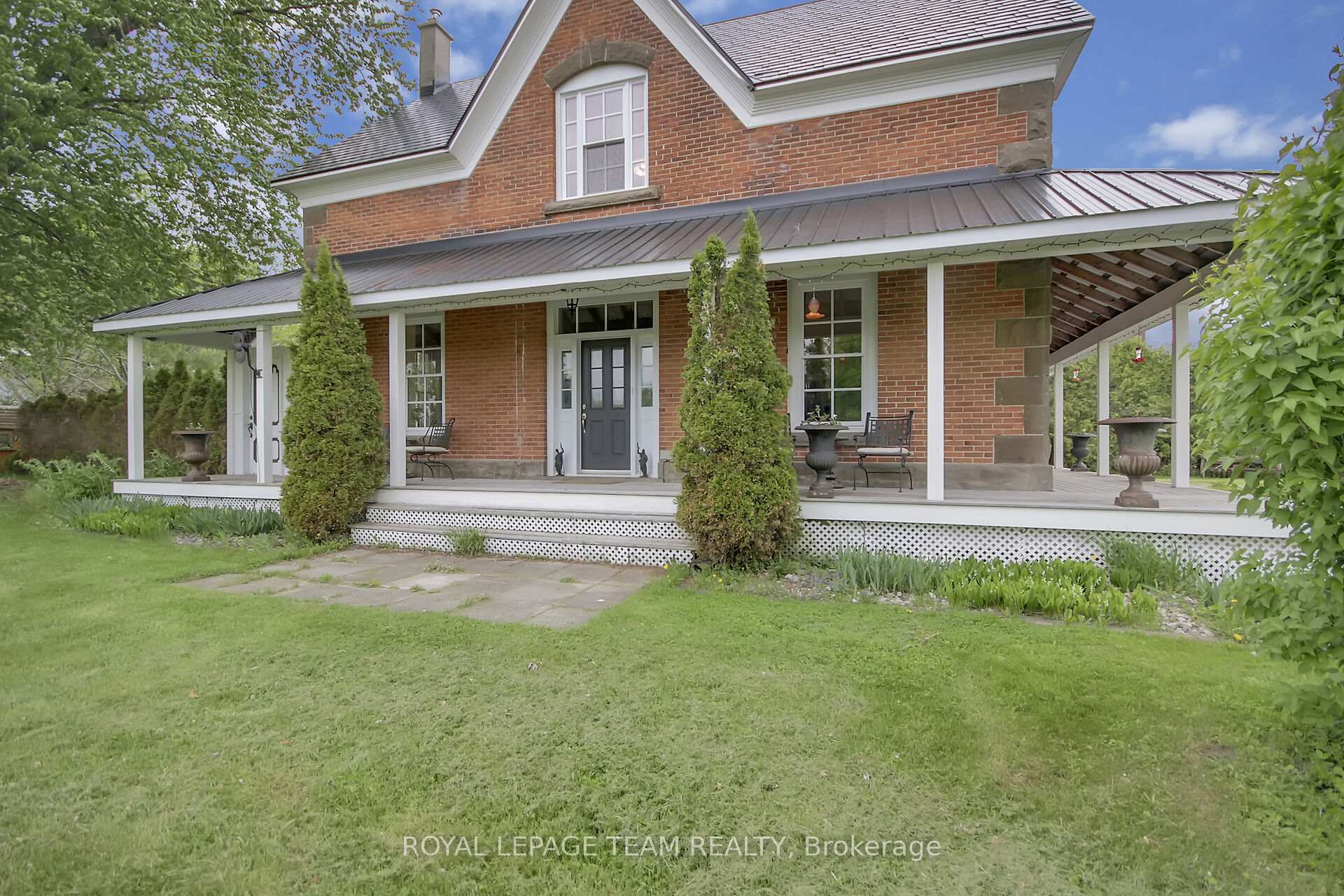 Photo 8 of 1242 Donald B. Munro Drive, Ottawa, Huntley Ward (North East) — HOMEH