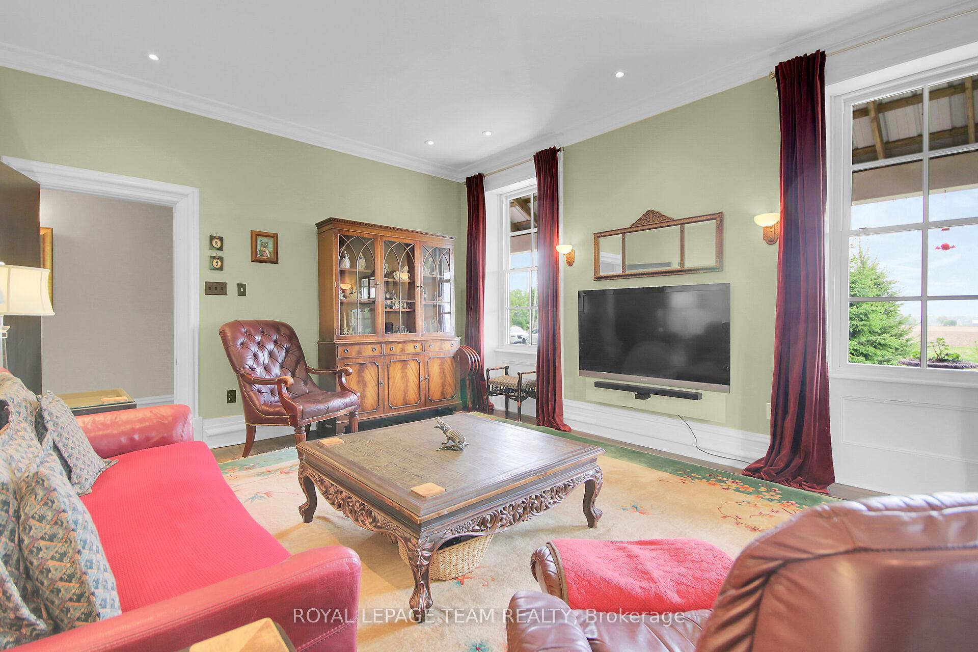 Photo 19 of 1242 Donald B. Munro Drive, Ottawa, Huntley Ward (North East) — HOMEH