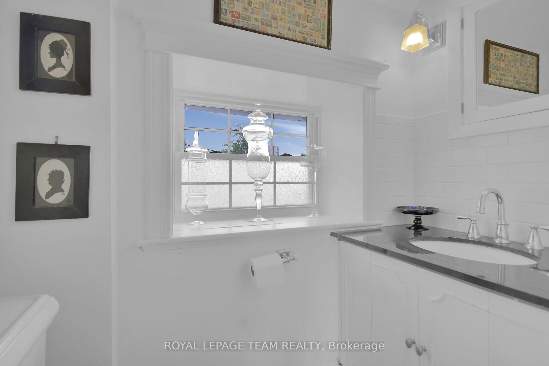 Photo 33 of 1242 Donald B. Munro Drive, Ottawa, Huntley Ward (North East) — HOMEH