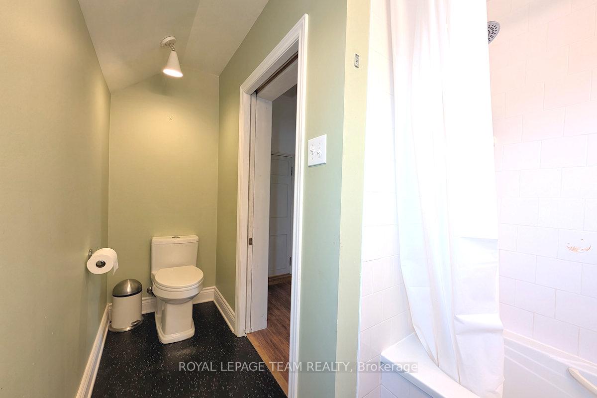 Photo 37 of 1242 Donald B. Munro Drive, Ottawa, Huntley Ward (North East) — HOMEH