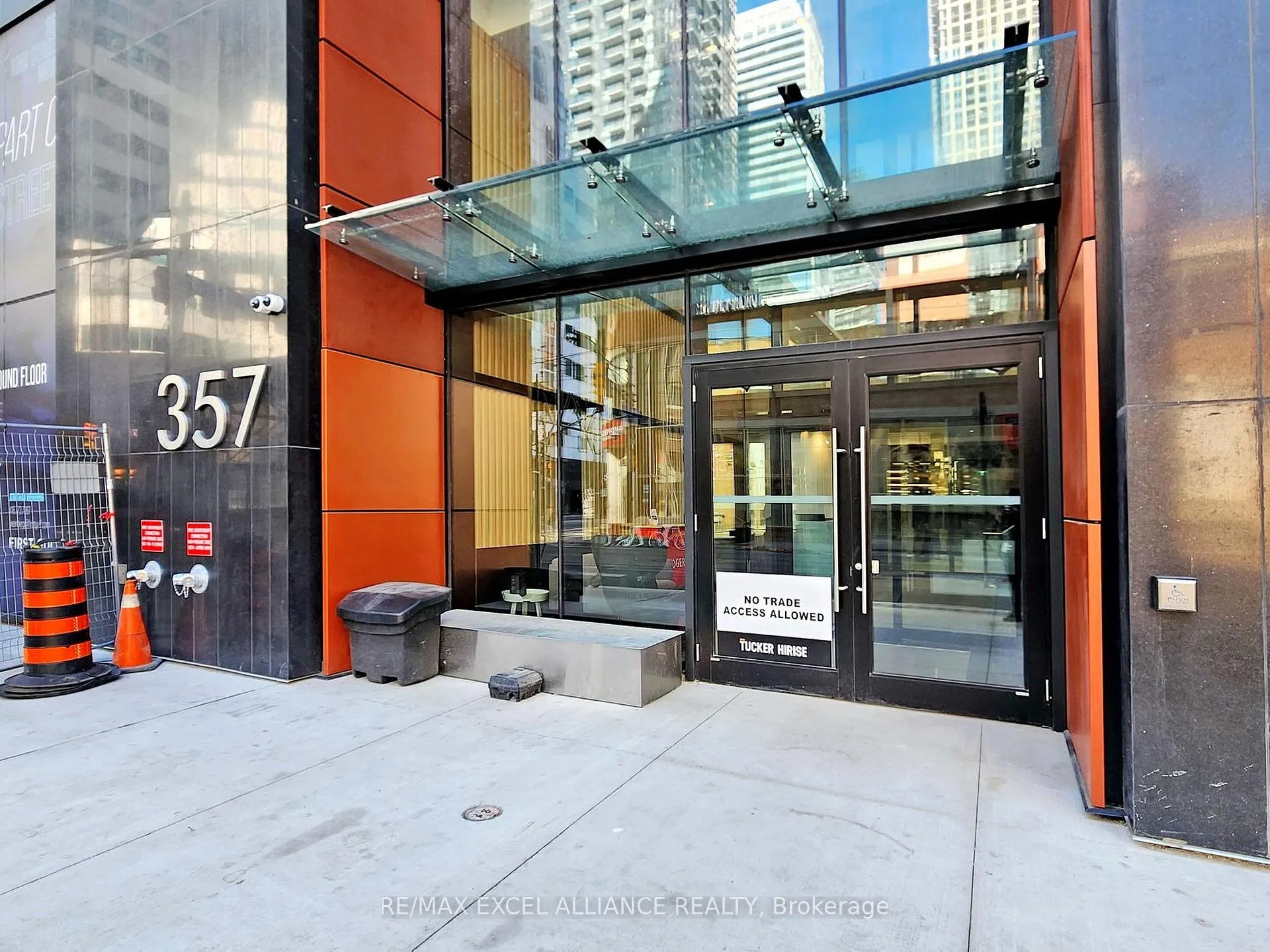 Photo 3 of Unit 203, 357 King Street W, Toronto, Waterfront Communities — HOMEH