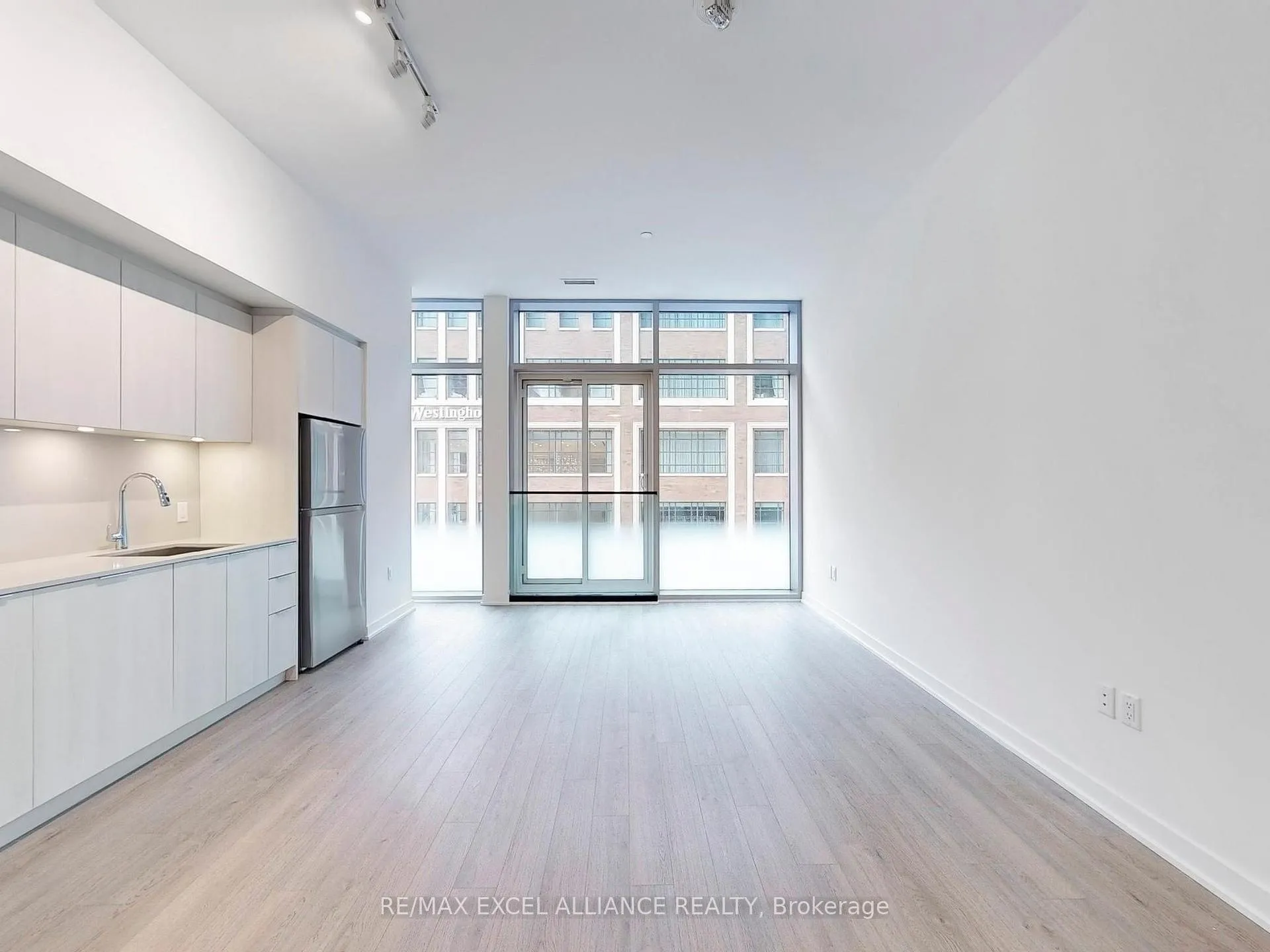 Photo 5 of Unit 203, 357 King Street W, Toronto, Waterfront Communities — HOMEH