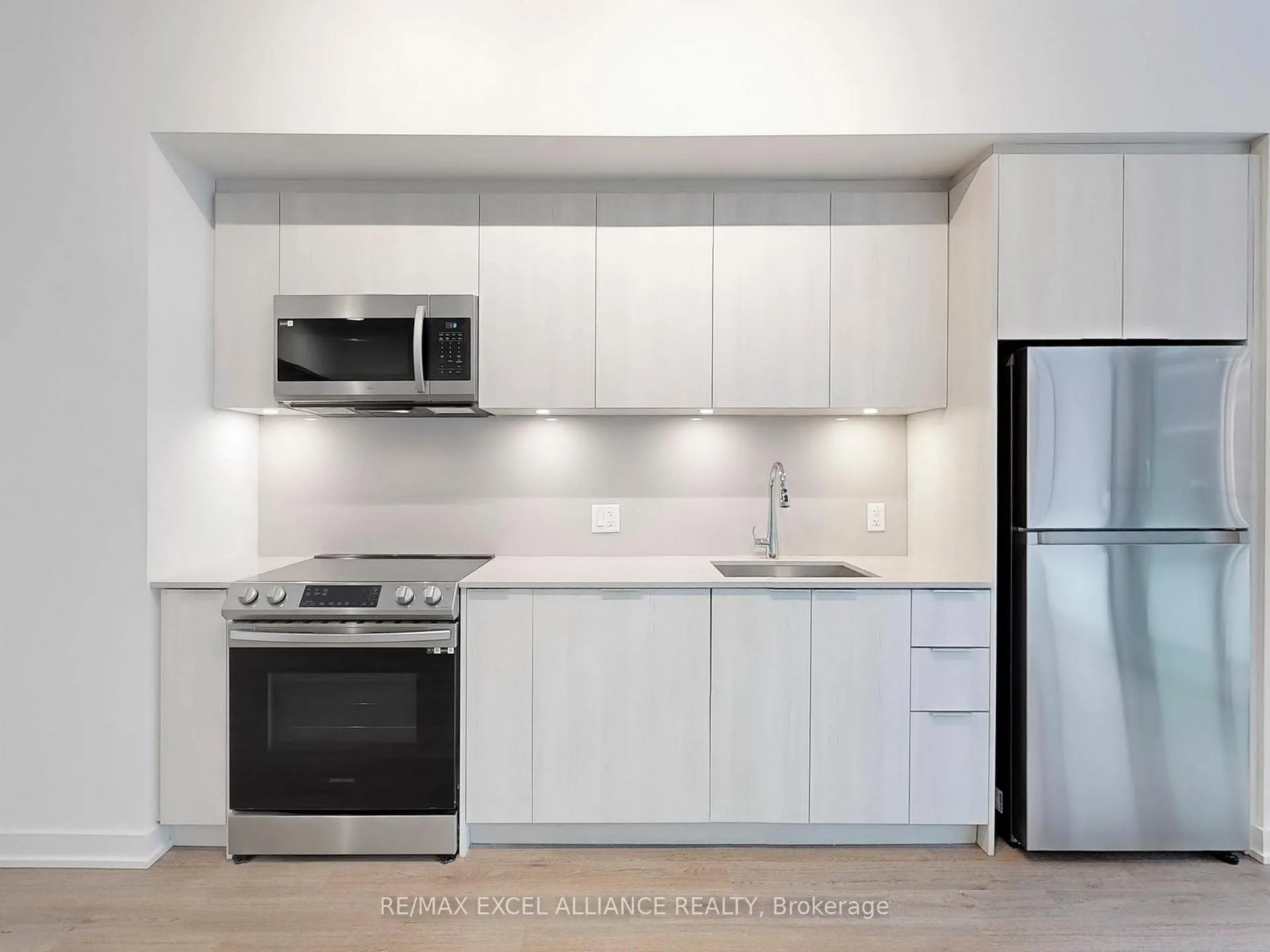 Photo 9 of Unit 203, 357 King Street W, Toronto, Waterfront Communities — HOMEH