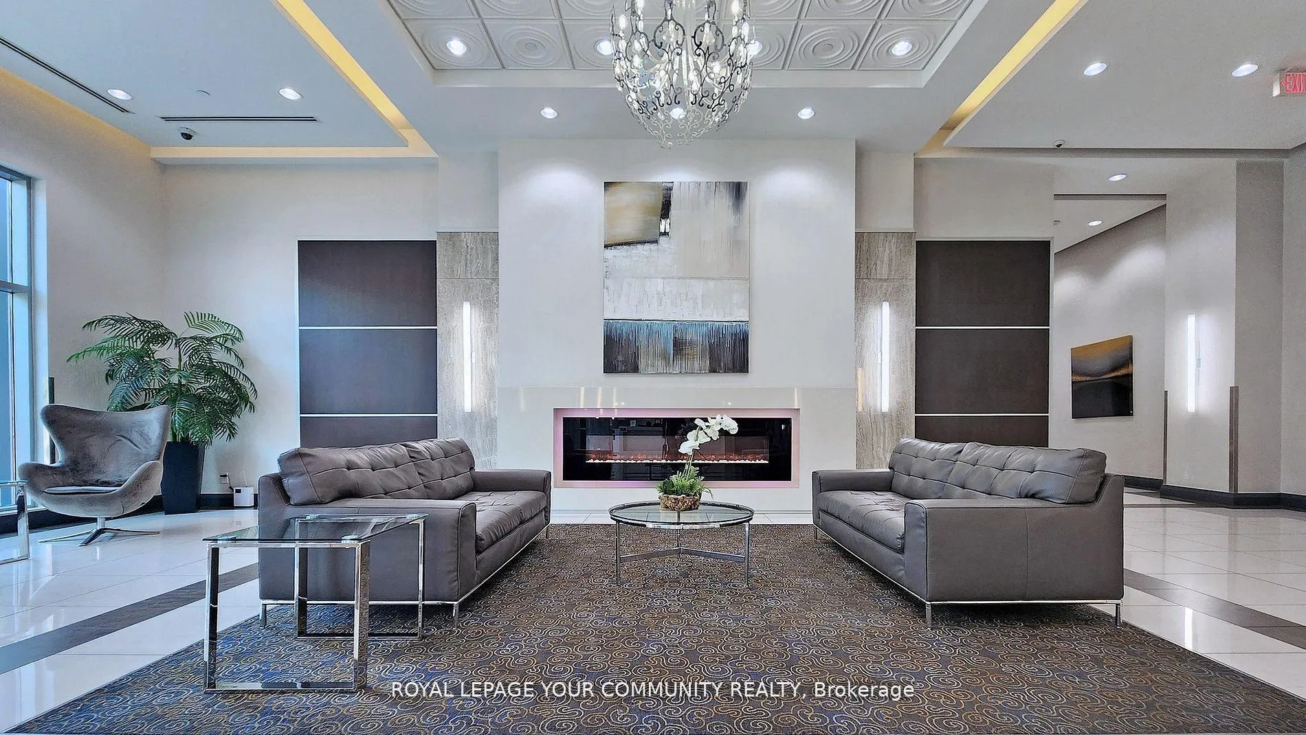 Photo 5 of Unit 1403, 7171 Yonge Street, Markham, Grandview — HOMEH