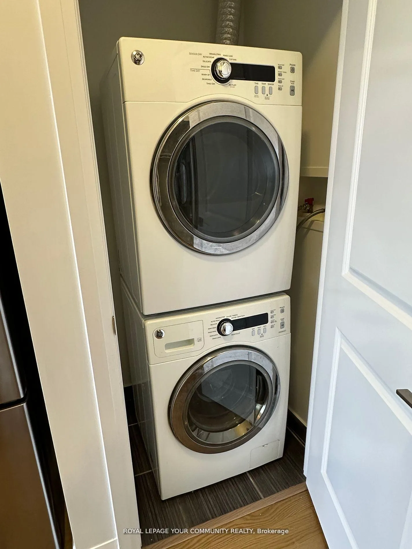 Photo 18 of Unit 1403, 7171 Yonge Street, Markham, Grandview — HOMEH