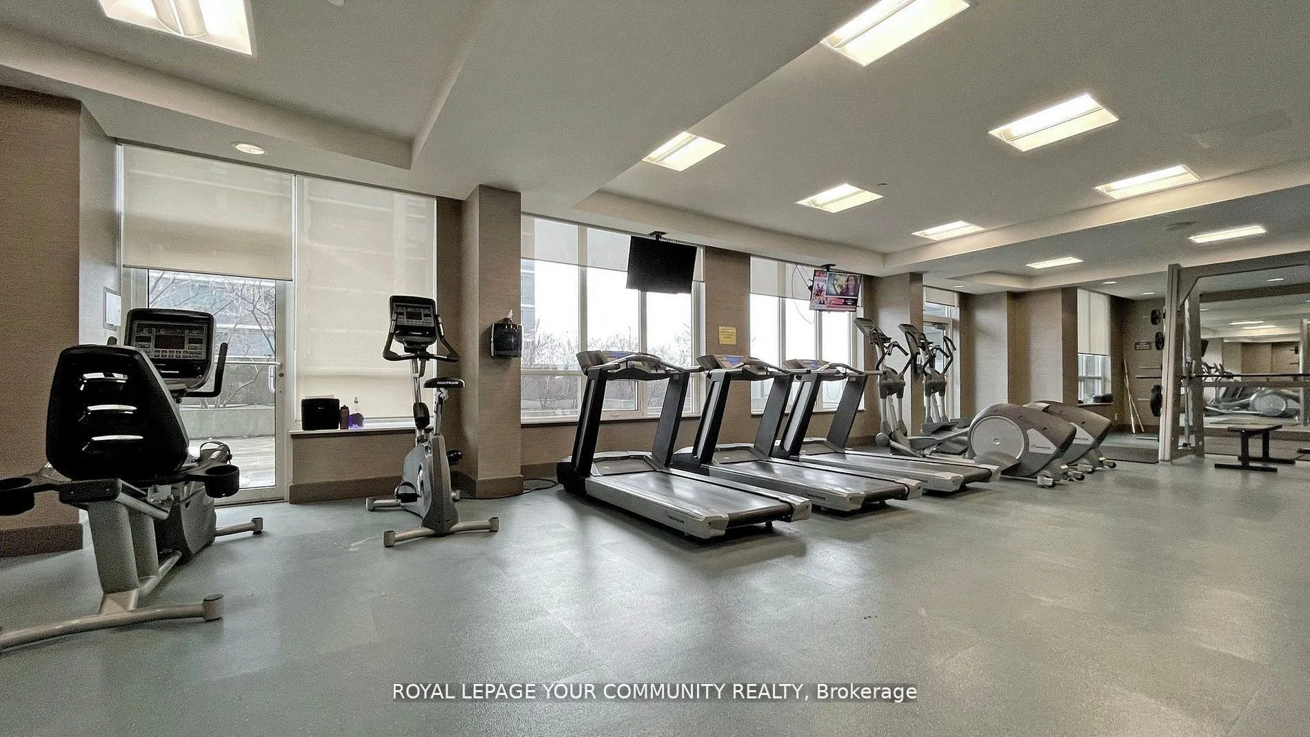 Photo 24 of Unit 1403, 7171 Yonge Street, Markham, Grandview — HOMEH