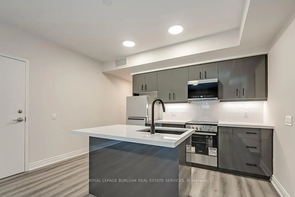 Photo 5 of Unit 2B, 259 King Street E, Hamilton, Stoney Creek — HOMEH