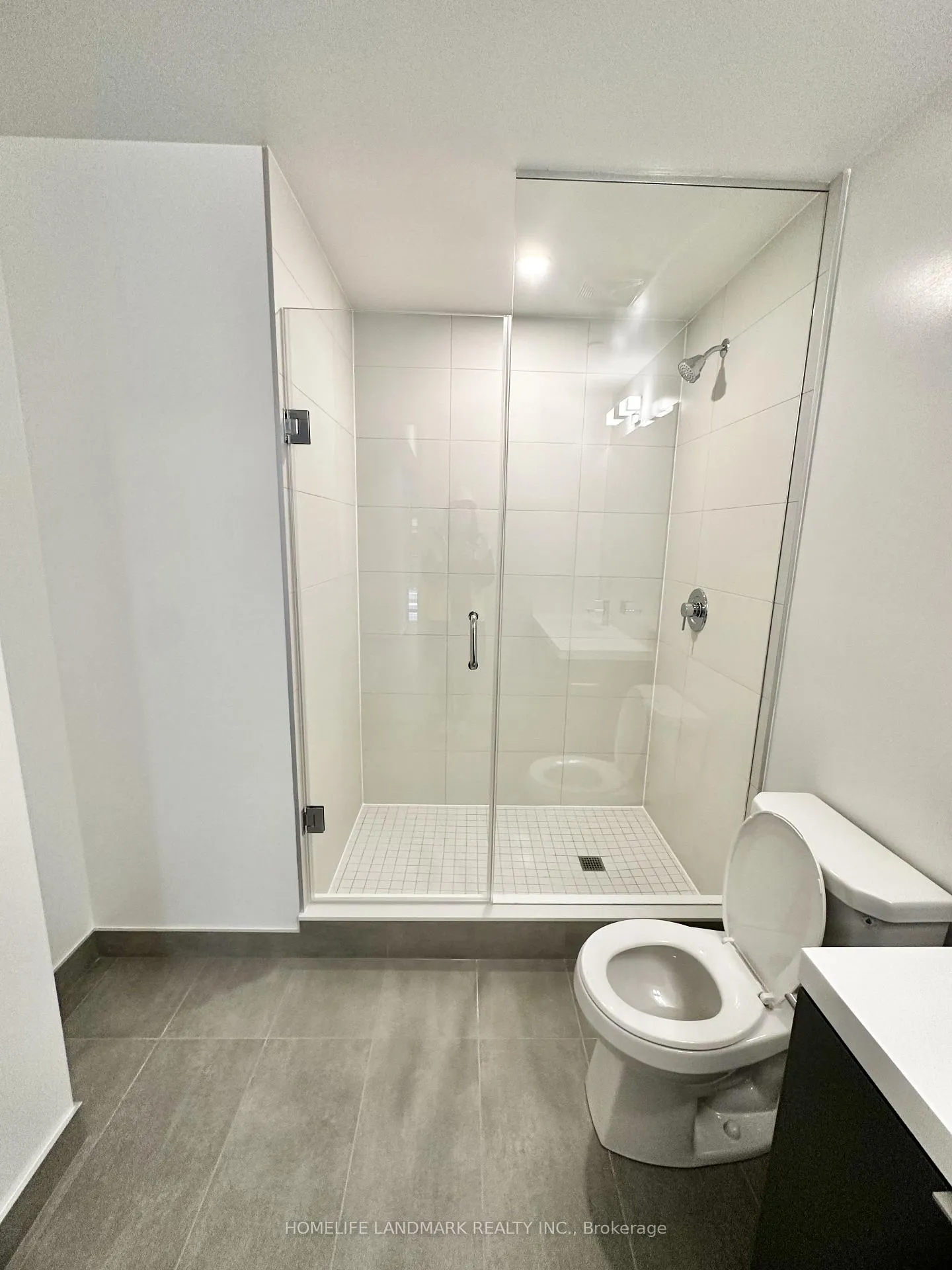 Photo 6 of Unit 804, 8 Widmer Street, Toronto, Waterfront Communities — HOMEH