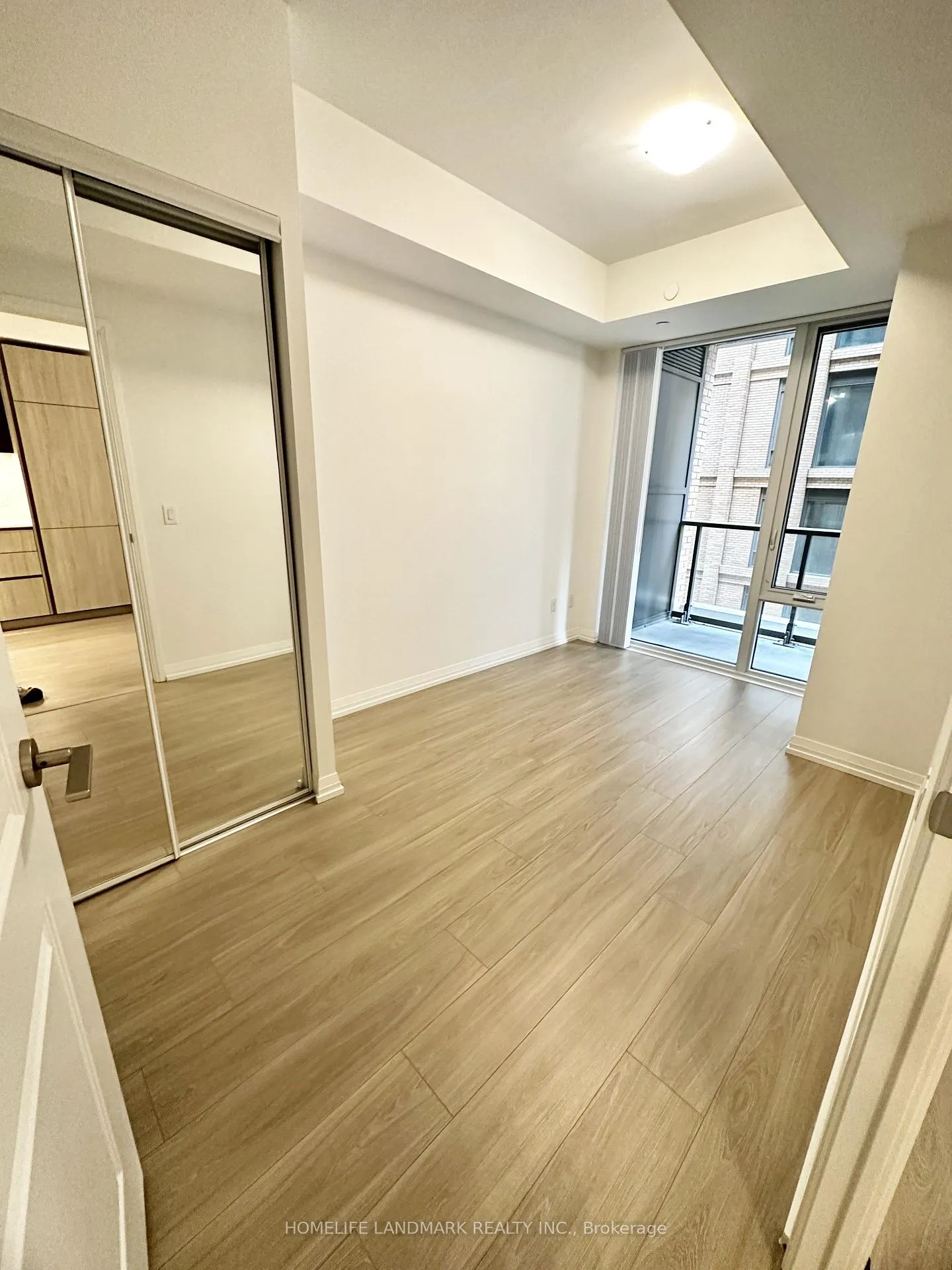 Photo 9 of Unit 804, 8 Widmer Street, Toronto, Waterfront Communities — HOMEH