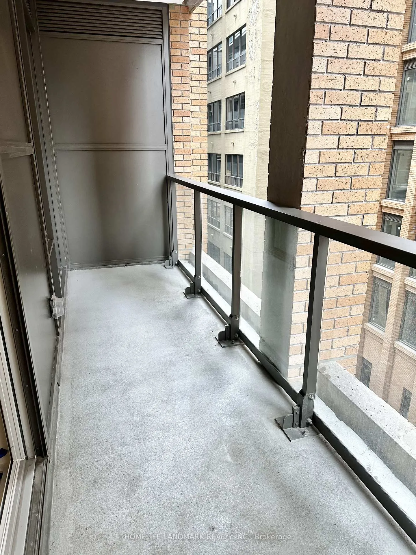 Photo 11 of Unit 804, 8 Widmer Street, Toronto, Waterfront Communities — HOMEH