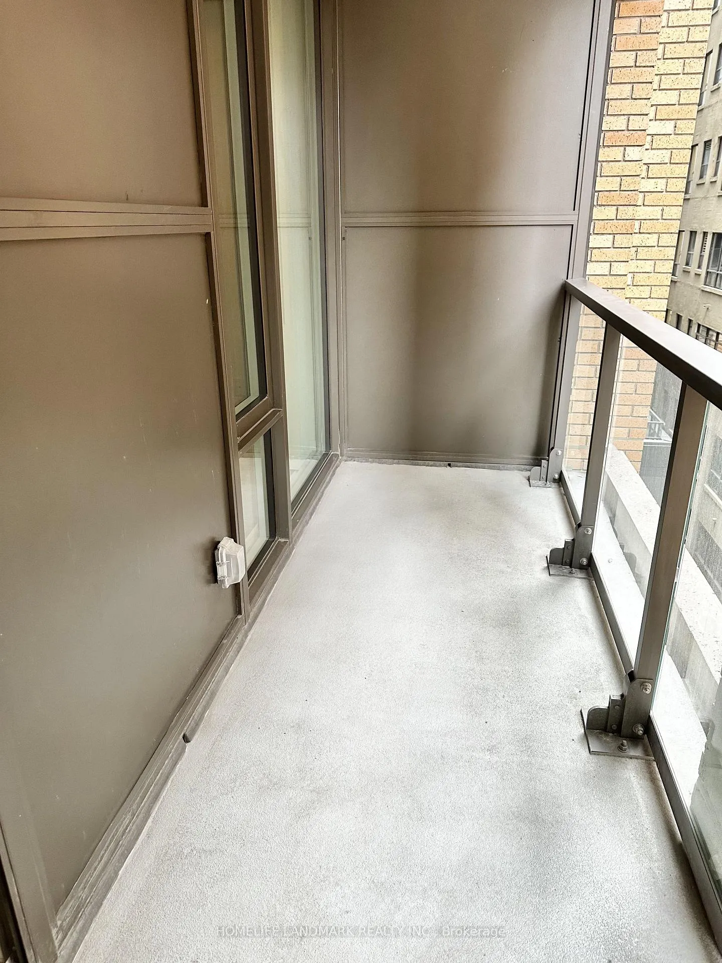Photo 12 of Unit 804, 8 Widmer Street, Toronto, Waterfront Communities — HOMEH