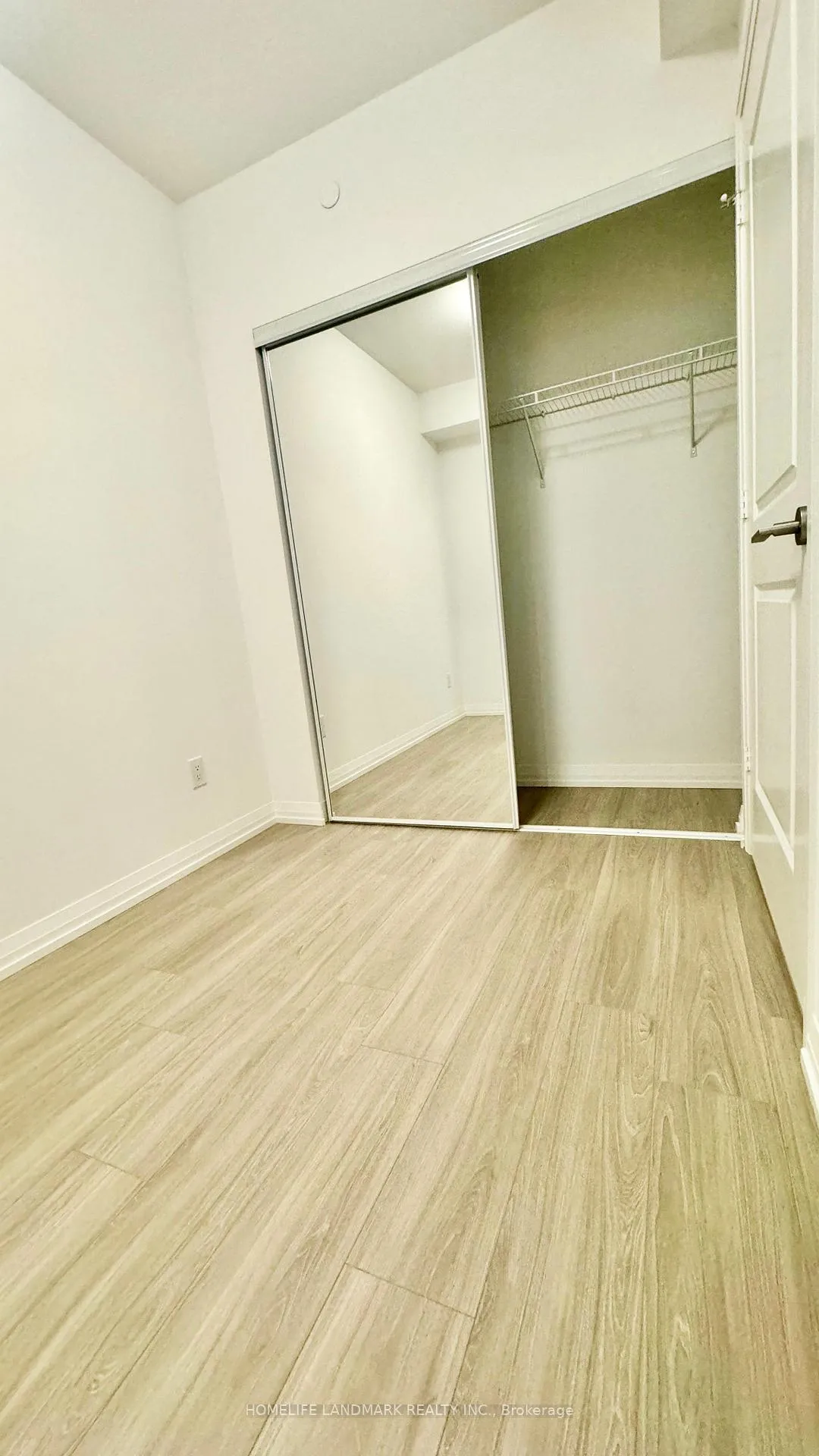 Photo 16 of Unit 804, 8 Widmer Street, Toronto, Waterfront Communities — HOMEH