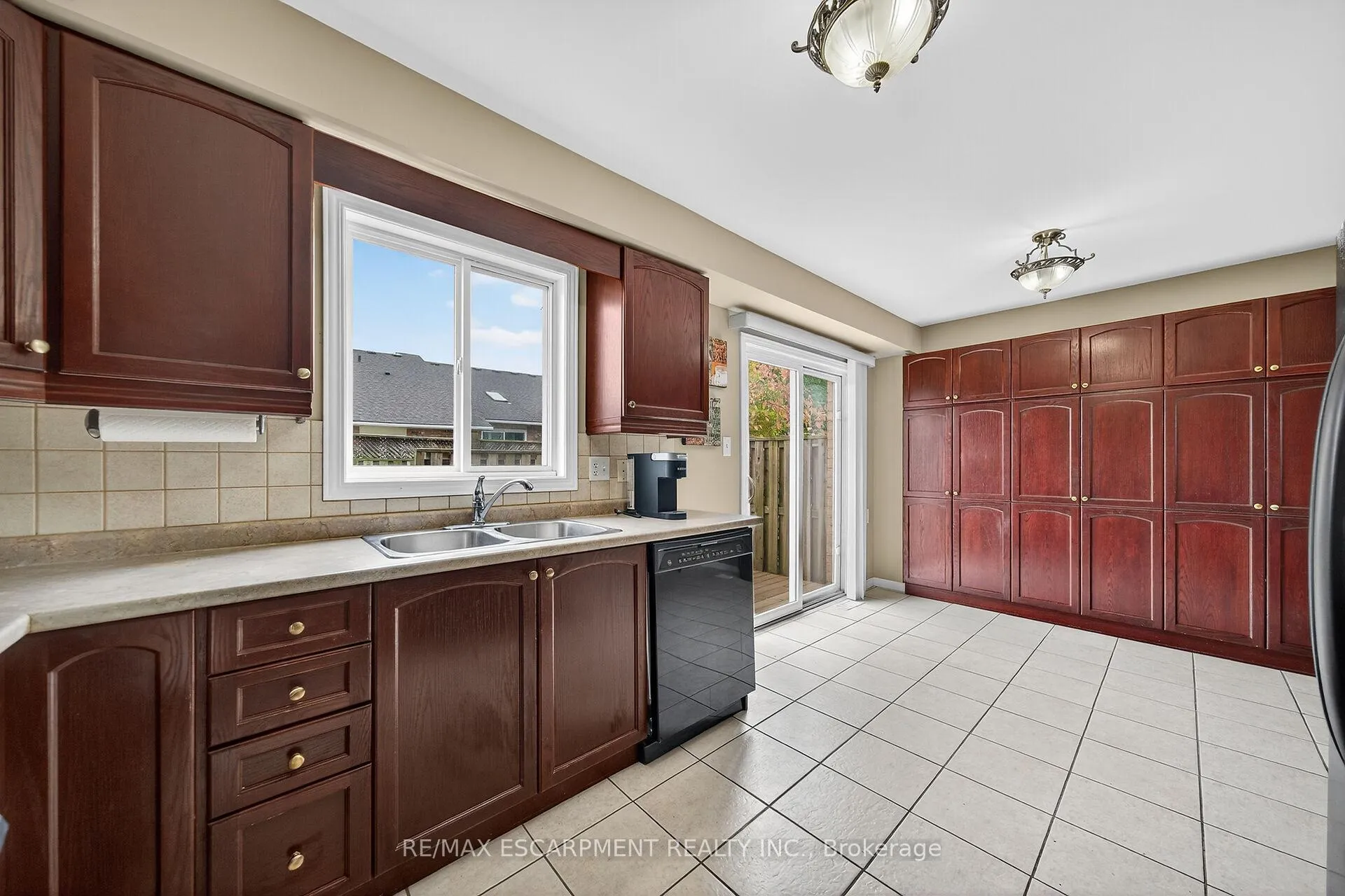 Photo 19 of Unit 23, 7 Southside Place, Hamilton, Mountview — HOMEH