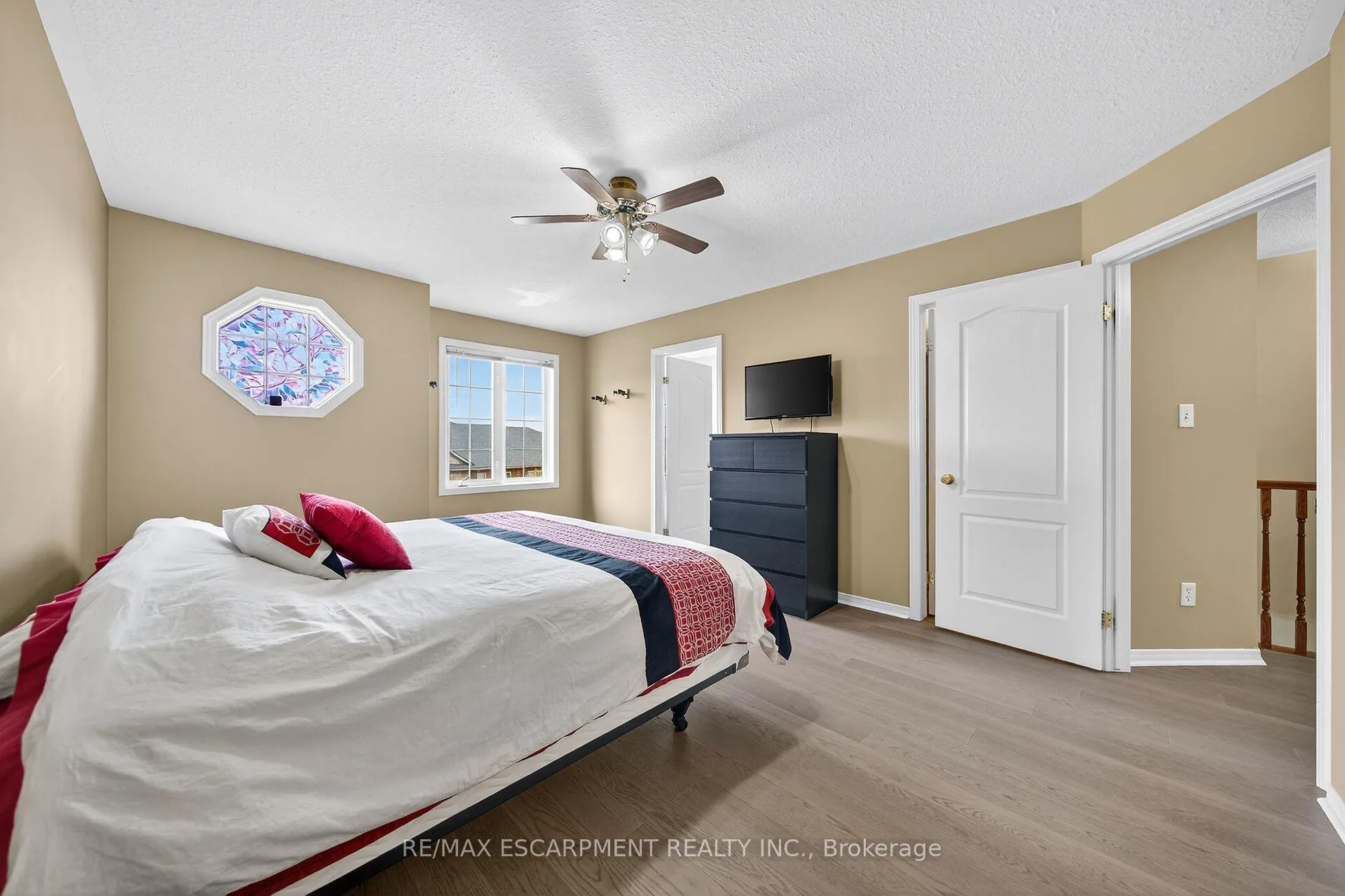 Photo 22 of Unit 23, 7 Southside Place, Hamilton, Mountview — HOMEH