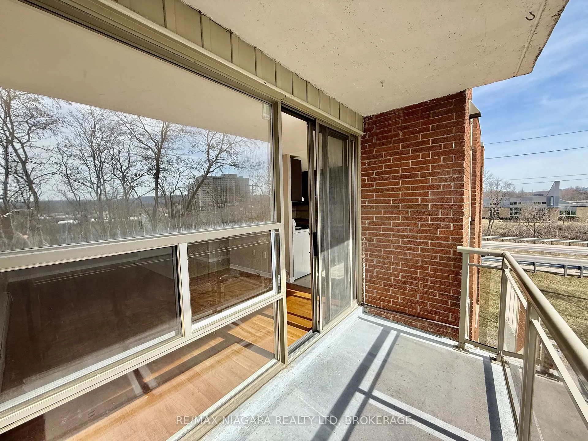 Photo 19 of Unit 204, 7 Riverview Boulevard, St. Catharines, Glendale/Glenridge — HOMEH