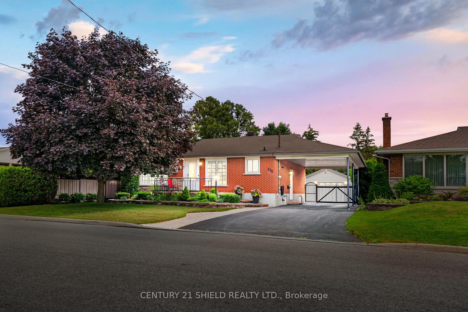Photo 1 of 425 Lynwood Drive, Cornwall — HOMEH