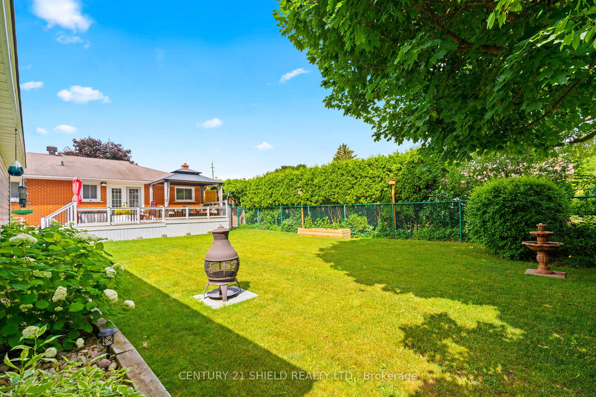 Photo 12 of 425 Lynwood Drive, Cornwall — HOMEH
