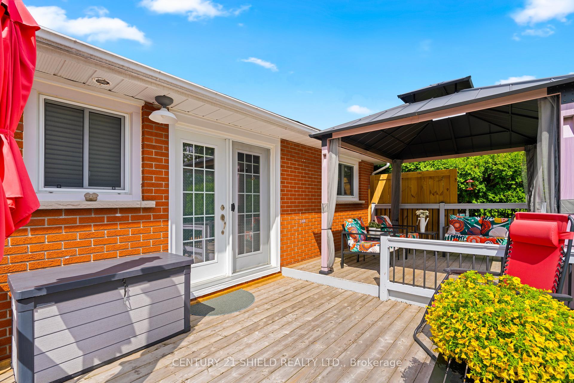 Photo 16 of 425 Lynwood Drive, Cornwall — HOMEH