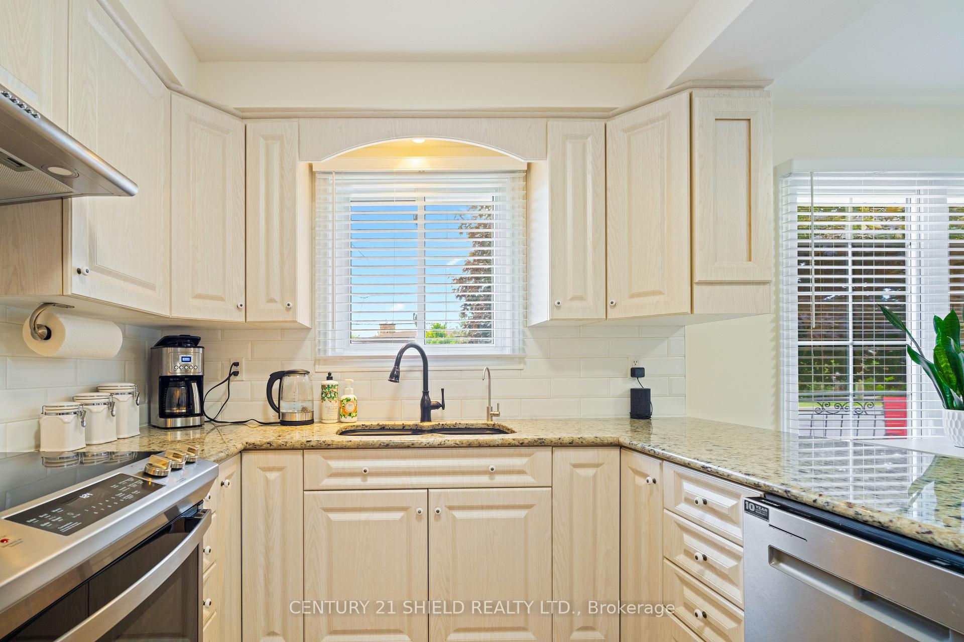 Photo 25 of 425 Lynwood Drive, Cornwall — HOMEH