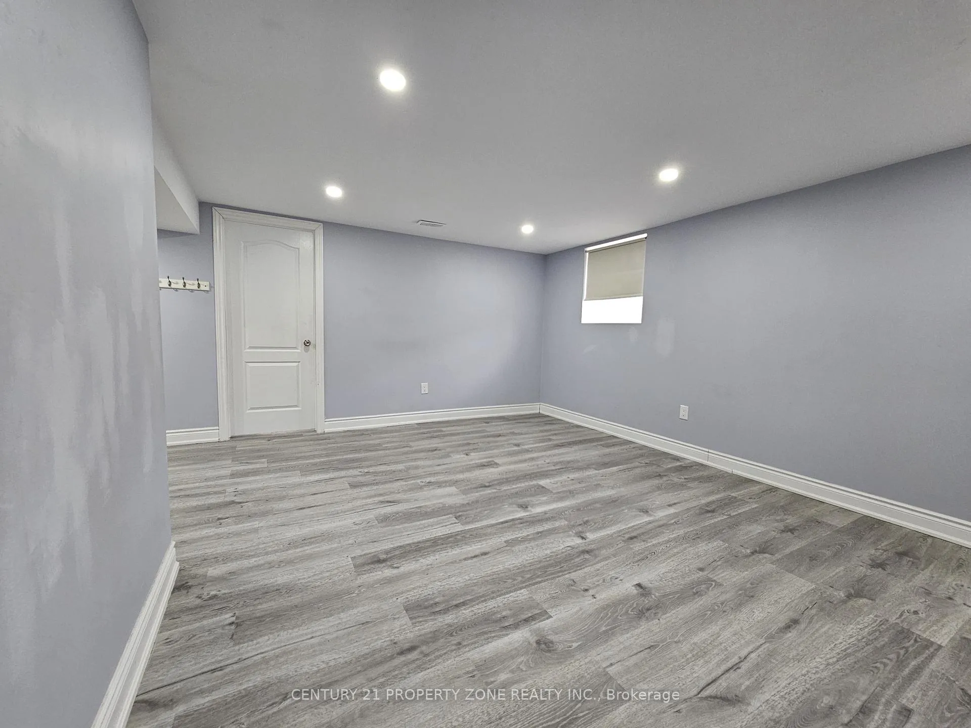 Photo 6 of 481 Glover RD W, Hamilton, Lakeshore — HOMEH