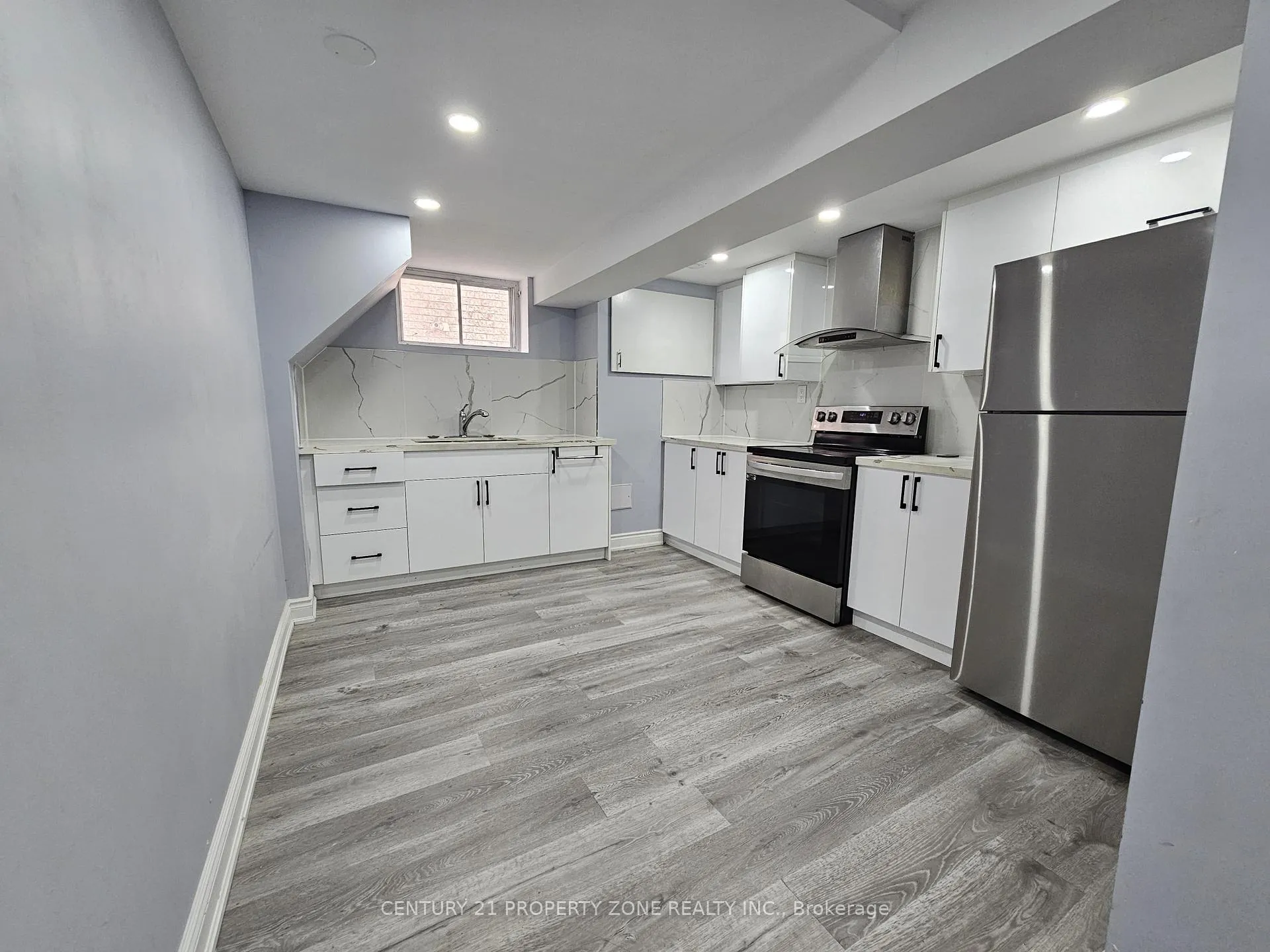 Photo 7 of 481 Glover RD W, Hamilton, Lakeshore — HOMEH