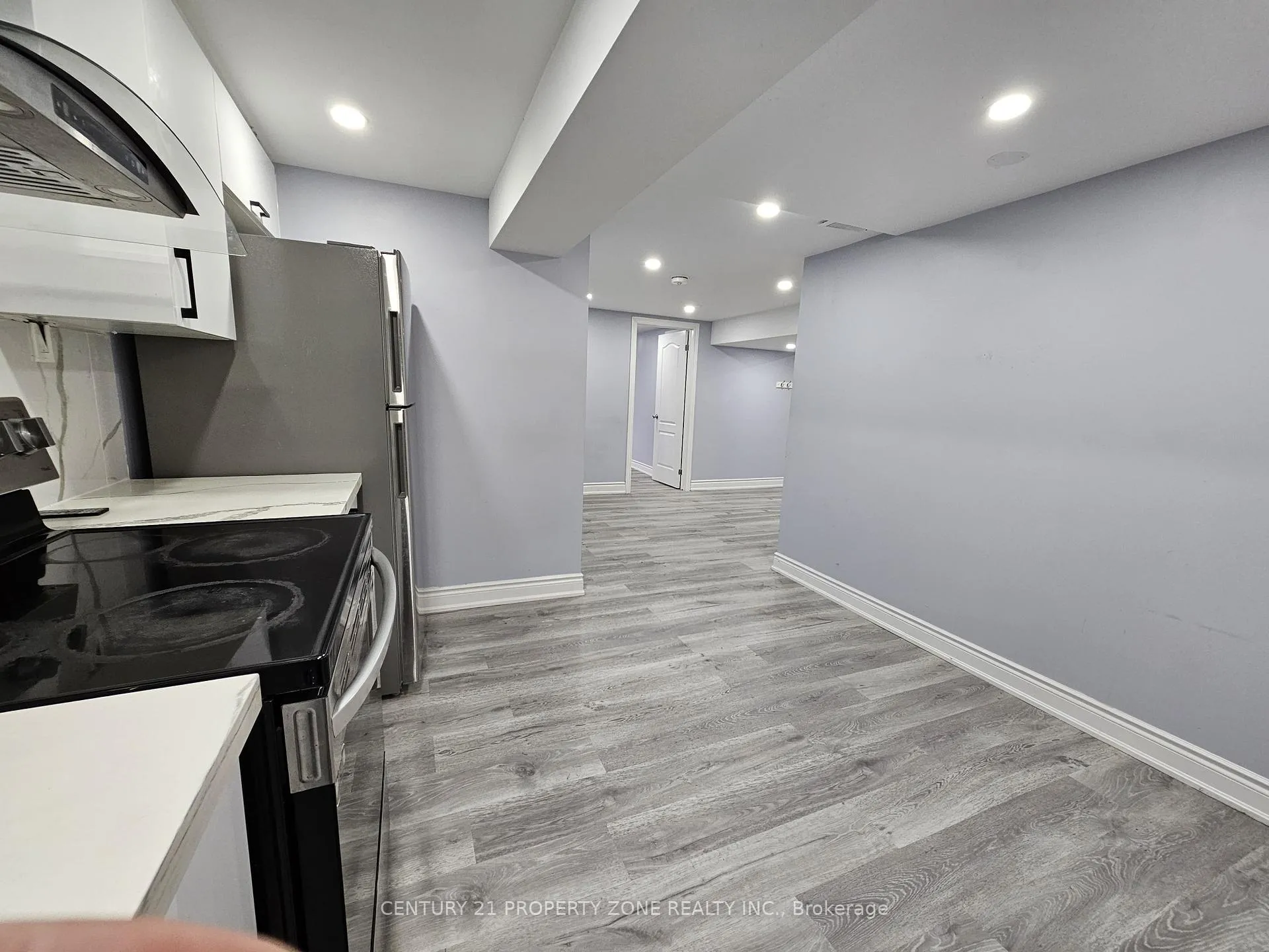 Photo 8 of 481 Glover RD W, Hamilton, Lakeshore — HOMEH