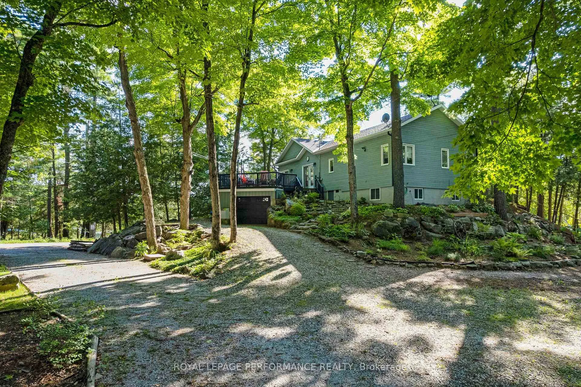 Photo 4 of 1020 Carson Trail Road, Frontenac, Frontenac North — HOMEH