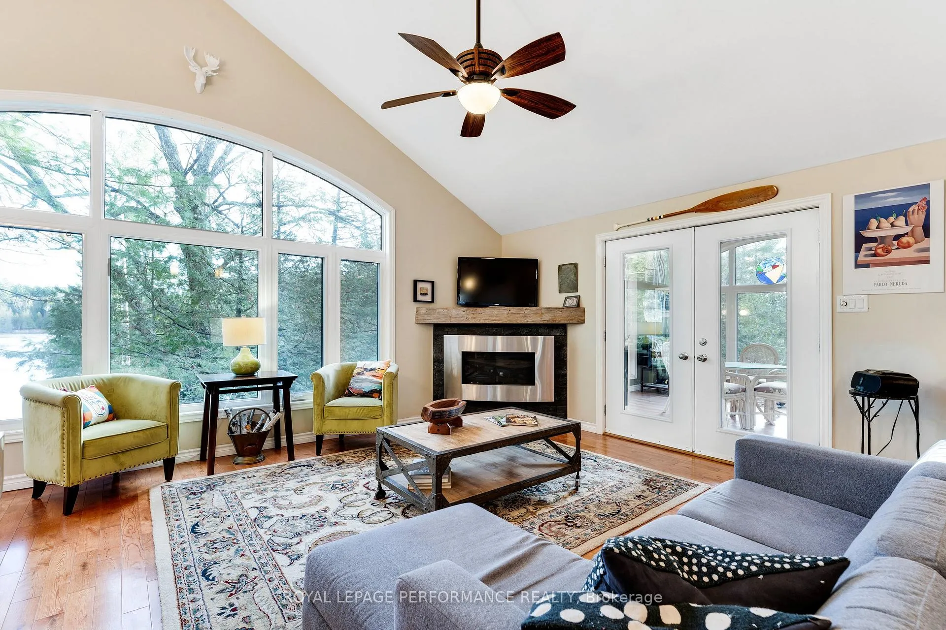 Photo 7 of 1020 Carson Trail Road, Frontenac, Frontenac North — HOMEH
