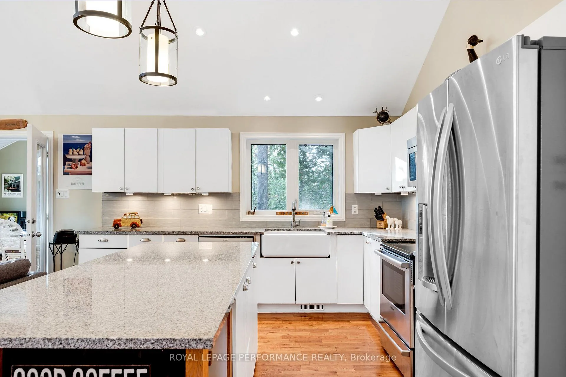 Photo 16 of 1020 Carson Trail Road, Frontenac, Frontenac North — HOMEH