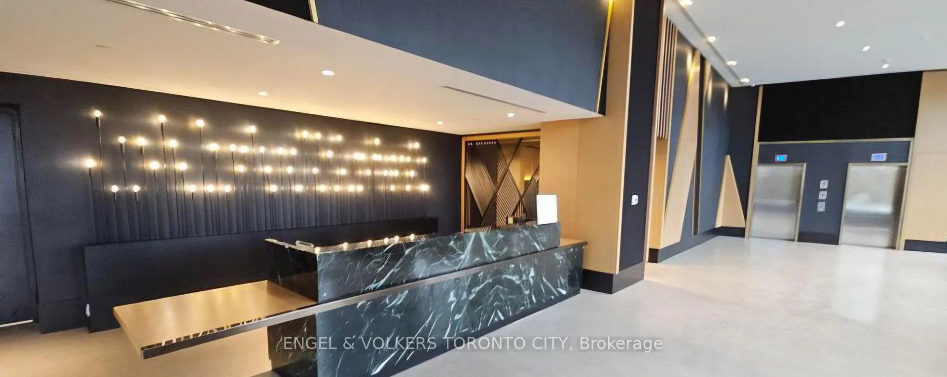Photo 5 of Unit 1213, 2920 Hwy 7, Vaughan, Vaughan Corporate Centre — HOMEH