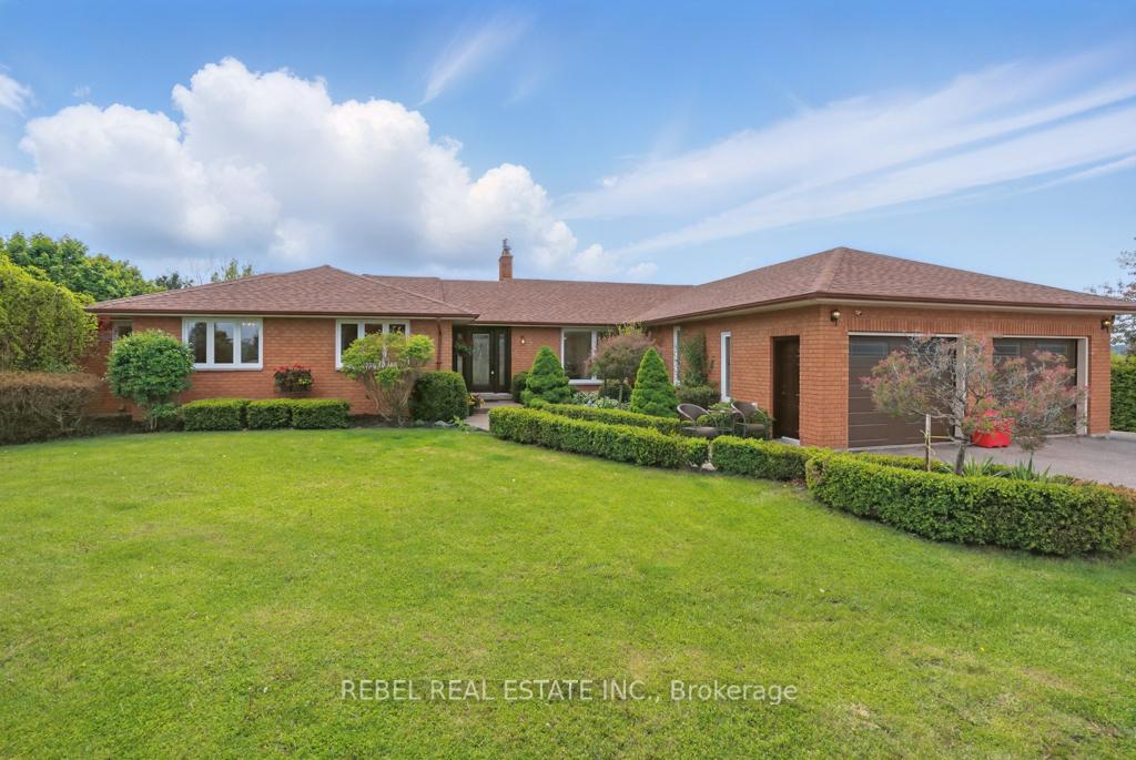 Photo 3 of 23 Skye Valley Drive, Cobourg — HOMEH