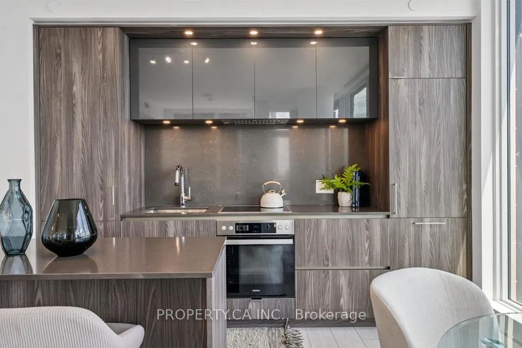 Photo 23 of Unit 3708, 35 Mercer Street, Toronto, Waterfront Communities — HOMEH