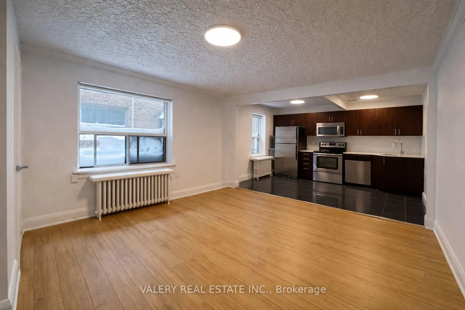 Photo 1 of Unit 35, 2404 Queen Street E, Scarborough, Birchcliffe-Cliffside — HOMEH