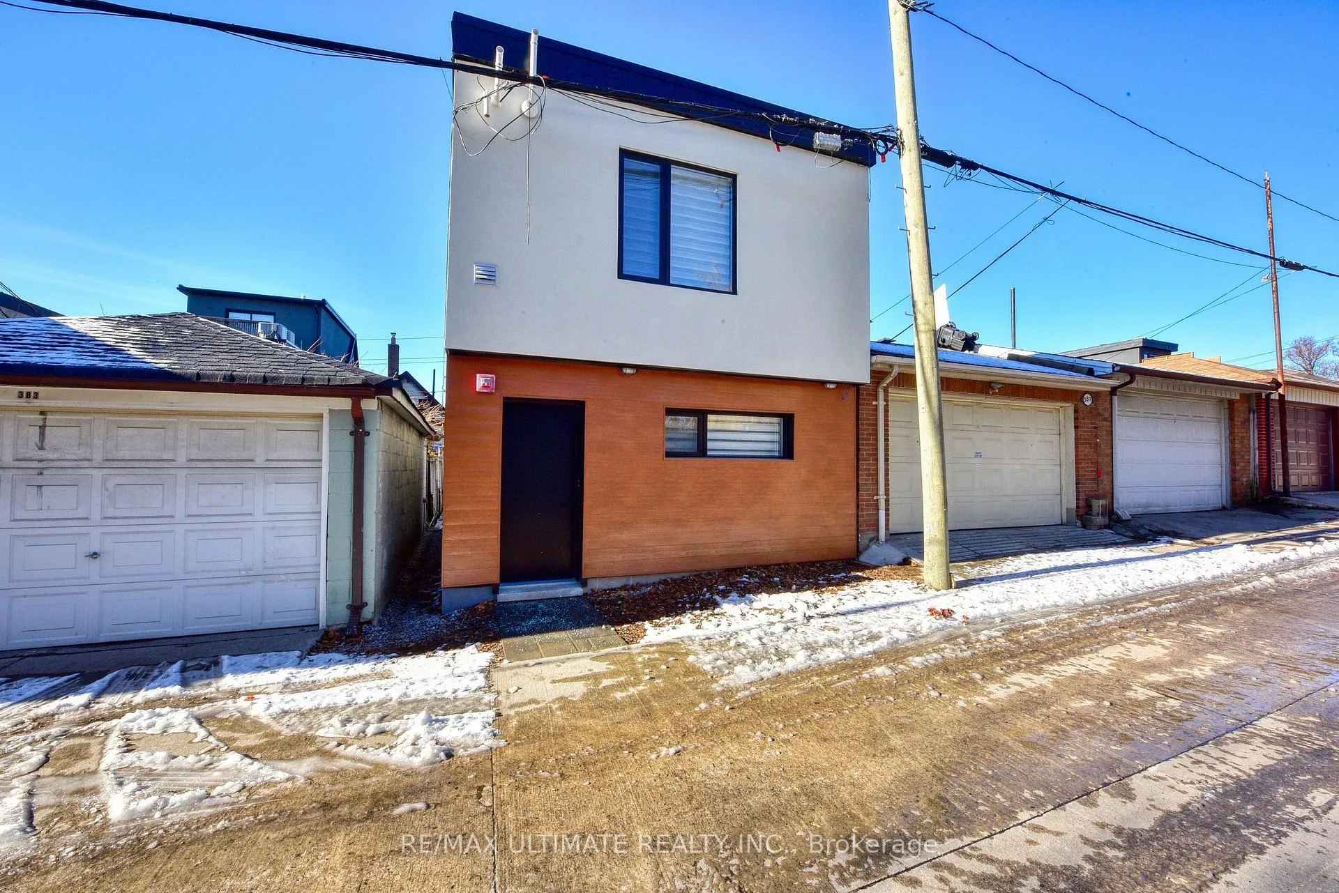 Front of Unit Laneway, 385 McRoberts Avenue