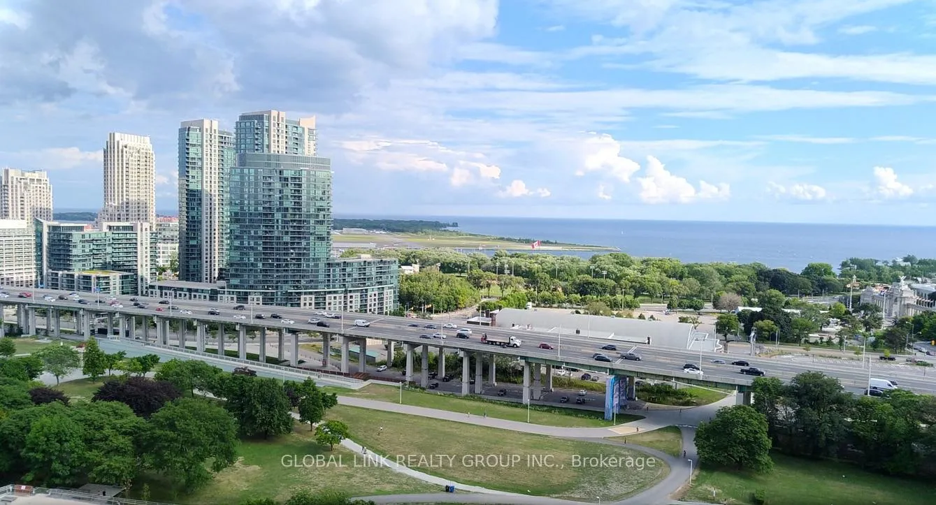 Photo 9 of Unit 1701, 30 Ordnance Street, Toronto, Niagara — HOMEH