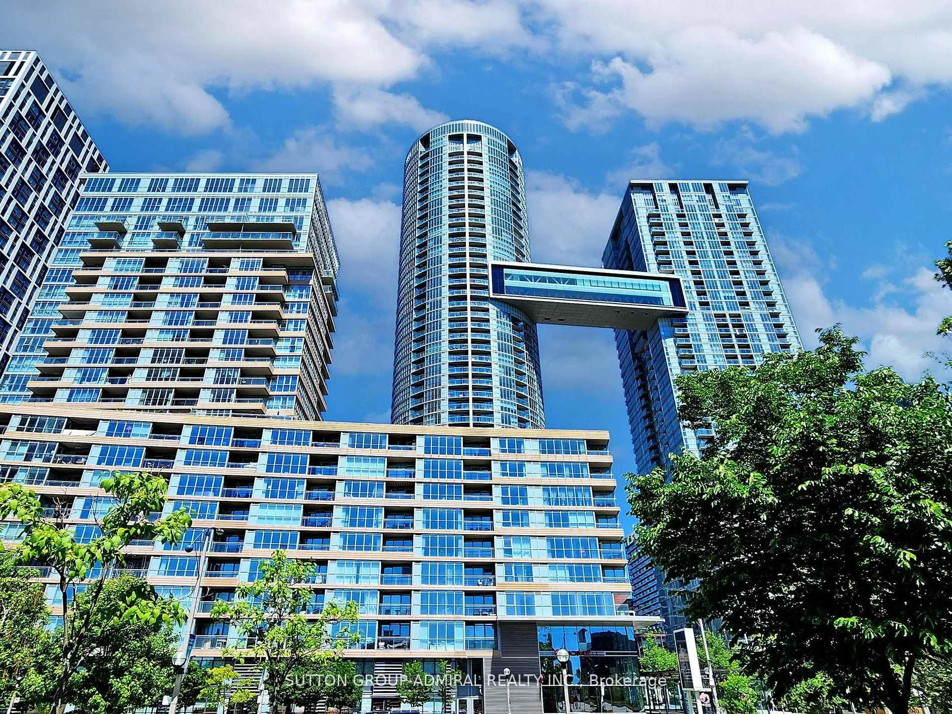 Front of Unit 1710, 21 Iceboat Terrace