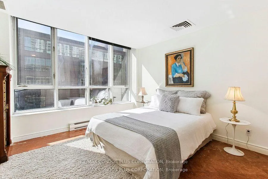 Photo 15 of Unit 1013, 211 Queens Quay W, Toronto, Waterfront Communities — HOMEH