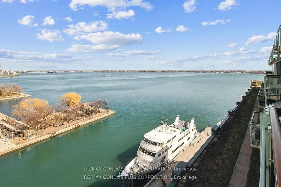 Photo 18 of Unit 1013, 211 Queens Quay W, Toronto, Waterfront Communities — HOMEH