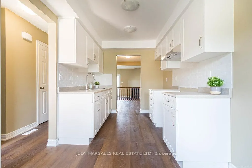 Photo 6 of Unit 19, 503 Highway 8, Hamilton, Stoney Creek — HOMEH
